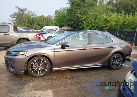 2020 Toyota Camry Se/Se Night Shade z USA, uszkodzony, nr VIN 4T1G11BK9LU005688